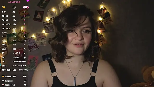 YummyTiran Live XXX chat