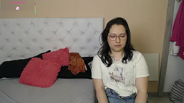 Czat XXX na żywo – May_Carlier