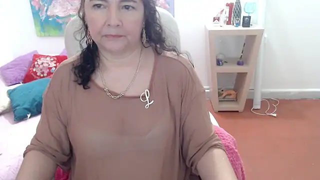 leonela_69's Webcam Show