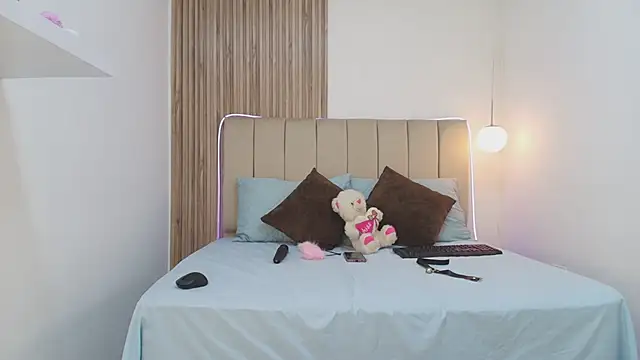 Alisson_Owen live XXX chat