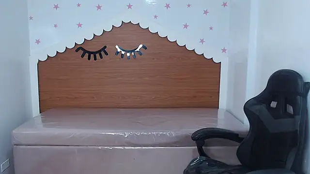 scarlett_percy_t live XXX chat