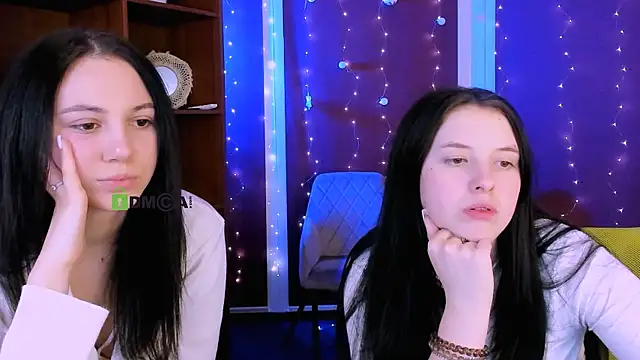 mira_vibe's Live XXX Chat