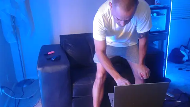 Chatroom XXX en direct de MISTERANDDEMI