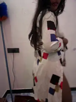 4U143n Live XXX chat