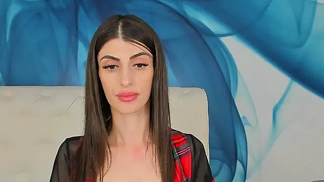 SkinnyDollyn Live XXX chat