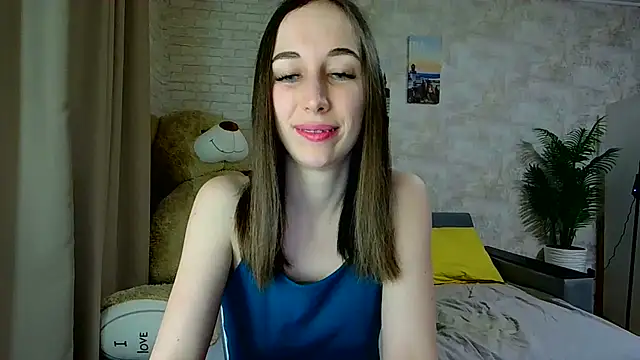 Anika_bloom Adlı Modelin Canlı XXX Sohbeti