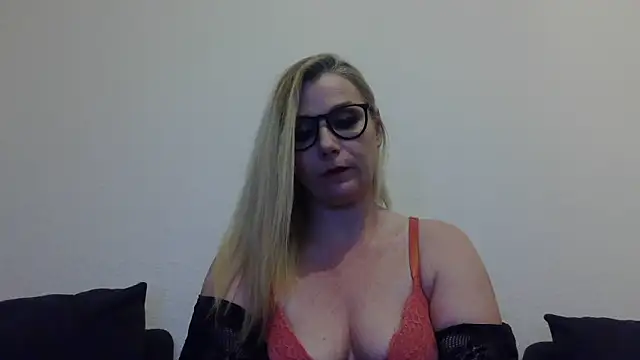 DevilsAngel13 – Naživo XXX chat