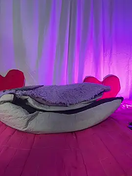 Czat XXX na żywo – Miaa_rosses3