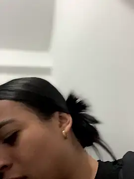 Czat XXX na żywo – JuanitaMore01