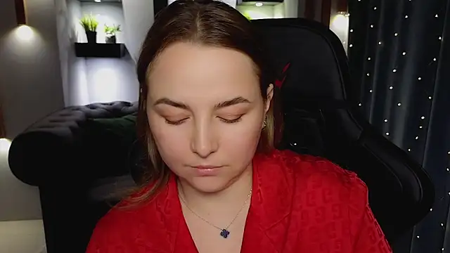 Mira_Mermayd's Live XXX Chat