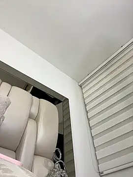 ALISSON_FOXXX1 – Live XXX-chat