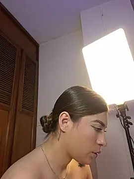 AmaiaSalvatore's Live XXX Chat