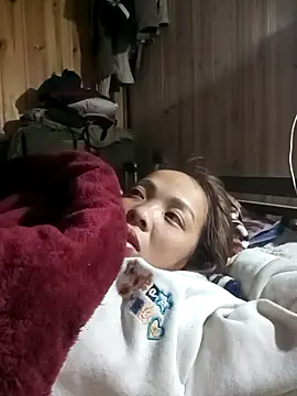 Andrea-688 élő XXX-chatje