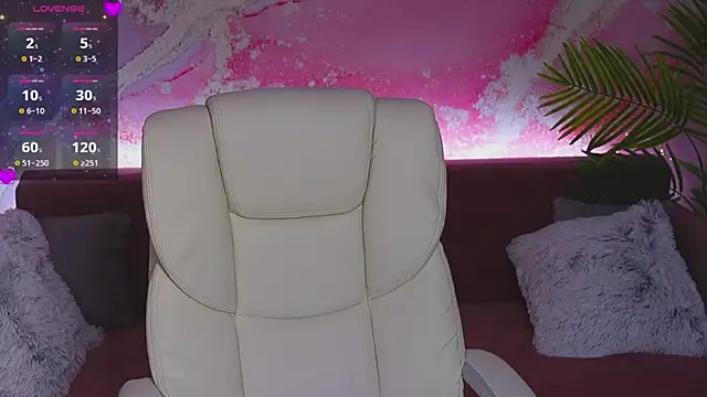 TinaMelt 现场XXX聊天