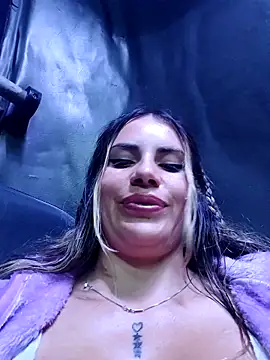 Cata_city1106's Live XXX Chat