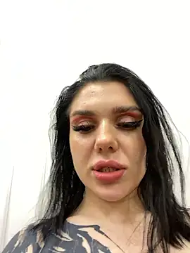 MaeveMoon's Live XXX Chat