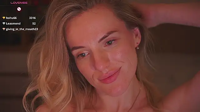 دردشة Vanille_Mystery الجنسية المباشرة