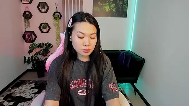 LunaPurrr: онлайн-секс-чат