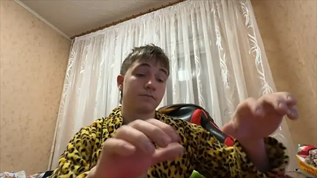 Czat XXX na żywo – golden_flash