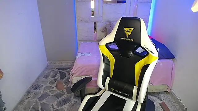 Chat XXX en directo de Little_bubu