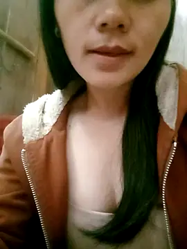 DIANAKUTE's Live XXX Chat