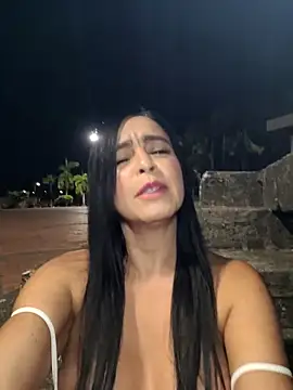 _kathaLopez_'s Live XXX Chat