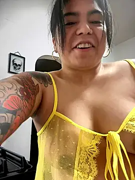 kimmiakiss22's Live XXX Chat