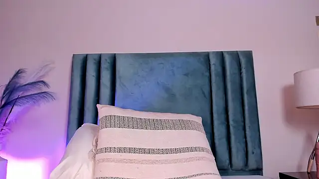 NoraDasilvaのライブXXXチ ャット