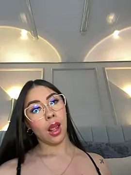 Chatroom XXX en direct de Miss_blue69