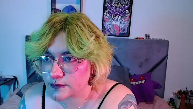 XxGreenGoodxX's Live XXX Chat