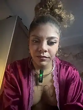 hannachris- live XXX chat