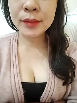 Cogai-nhutnhat Chat XXX in diretta