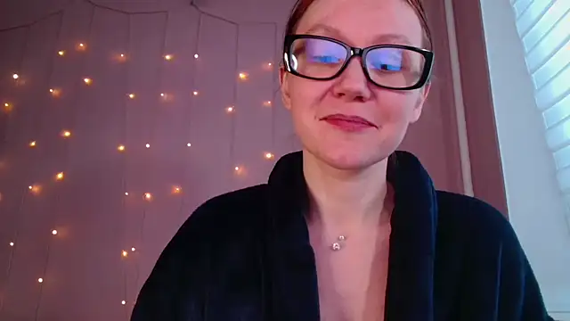 MelanyOxx: онлайн-секс-чат