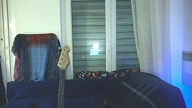 sademobeer Live XXX-Chat