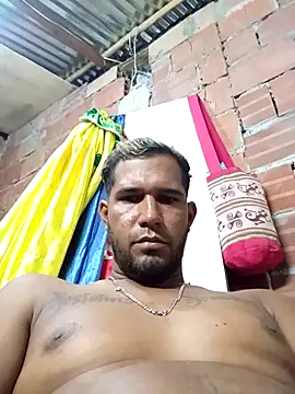 yanshotQQQQ's Live XXX Chat