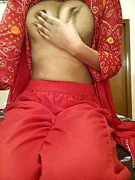 Pallavi_36's Live XXX Chat