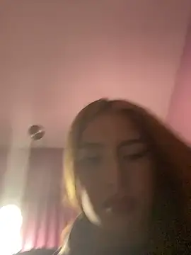 PrettyAshley_のライブXXXチャット