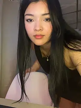 EmmaBlossom Chat XXX live