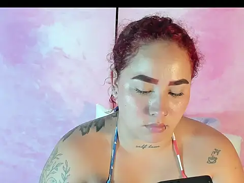 Ayla-marttinez 웹캠 쇼