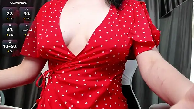 RuthBevy's Live XXX Chat