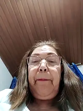 Vicky_Rosse Chat XXX live