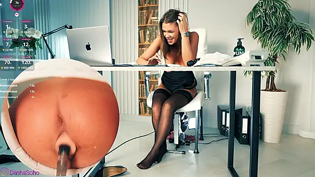 art_porno Adlı Modelin Web Kamerası Şovu