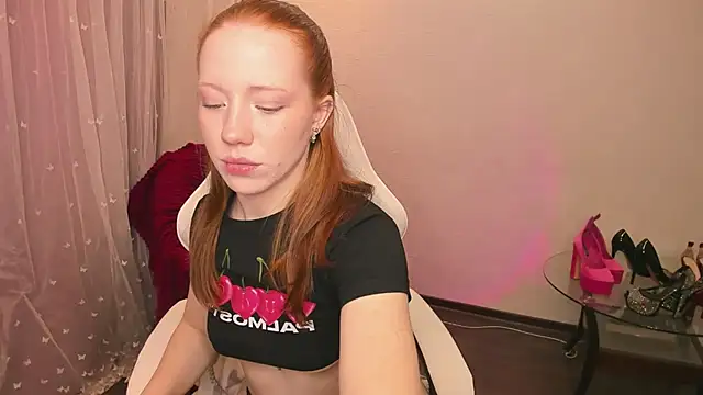 Katrys Chat XXX live