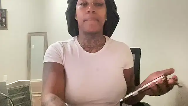 Creamesensation's Live XXX Chat