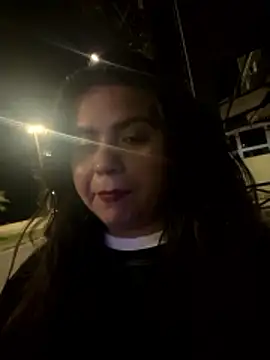 HellenaTinoco's Live XXX Chat