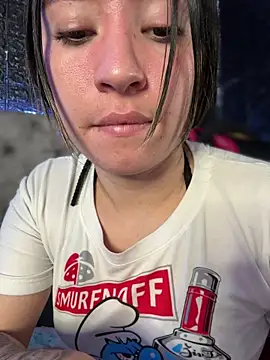 Sophie_LS Chat XXX in diretta