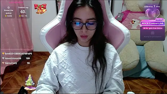 XXX chat uživo modela Maggie_Fox3