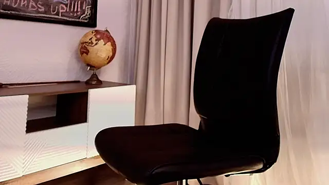 Dark_Moni – Live XXX-chat