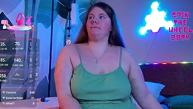 Chat +18 de RubyValen ao vivo