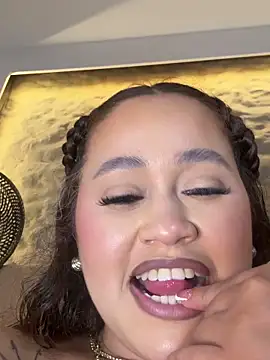 Isa__Blanc Chat XXX live